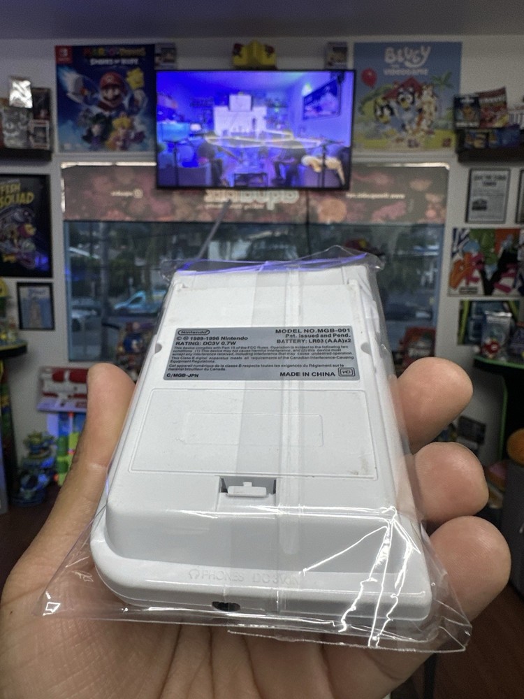 Nintendo Game Boy Pocket Silver Handheld System