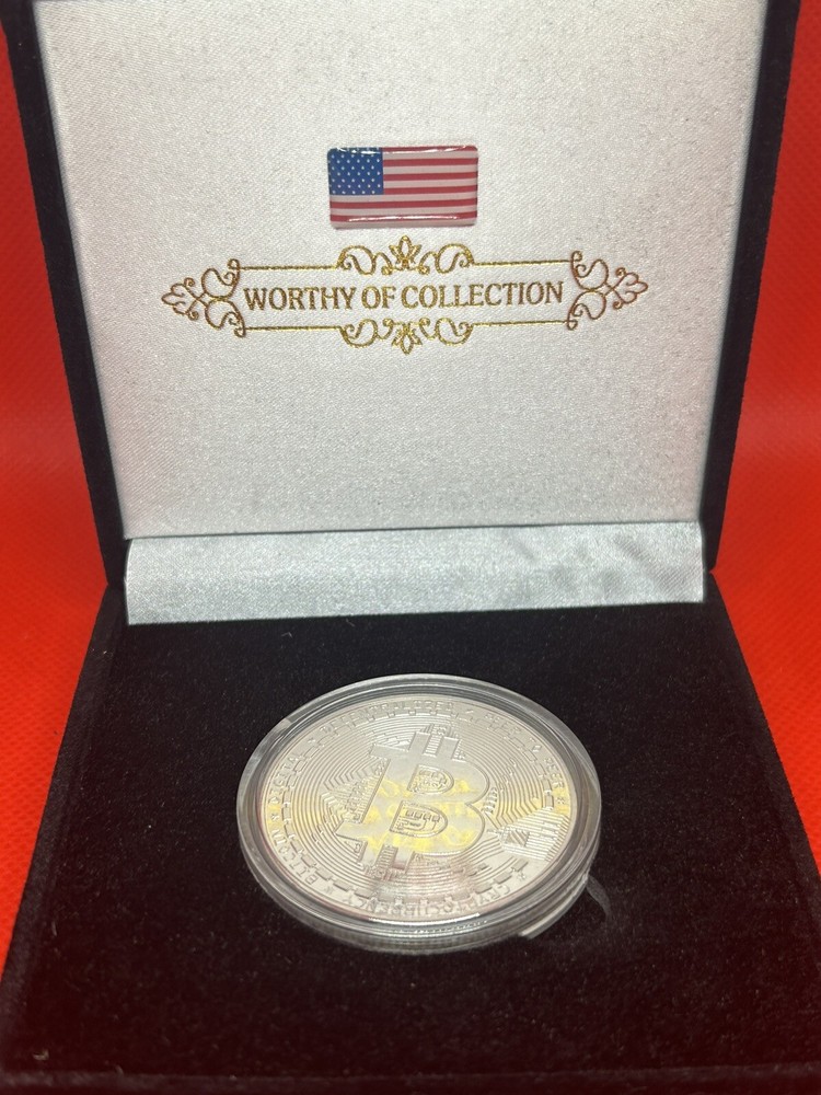 Bitcoin In A Black Velvet Display Case 🇺🇸💯✨