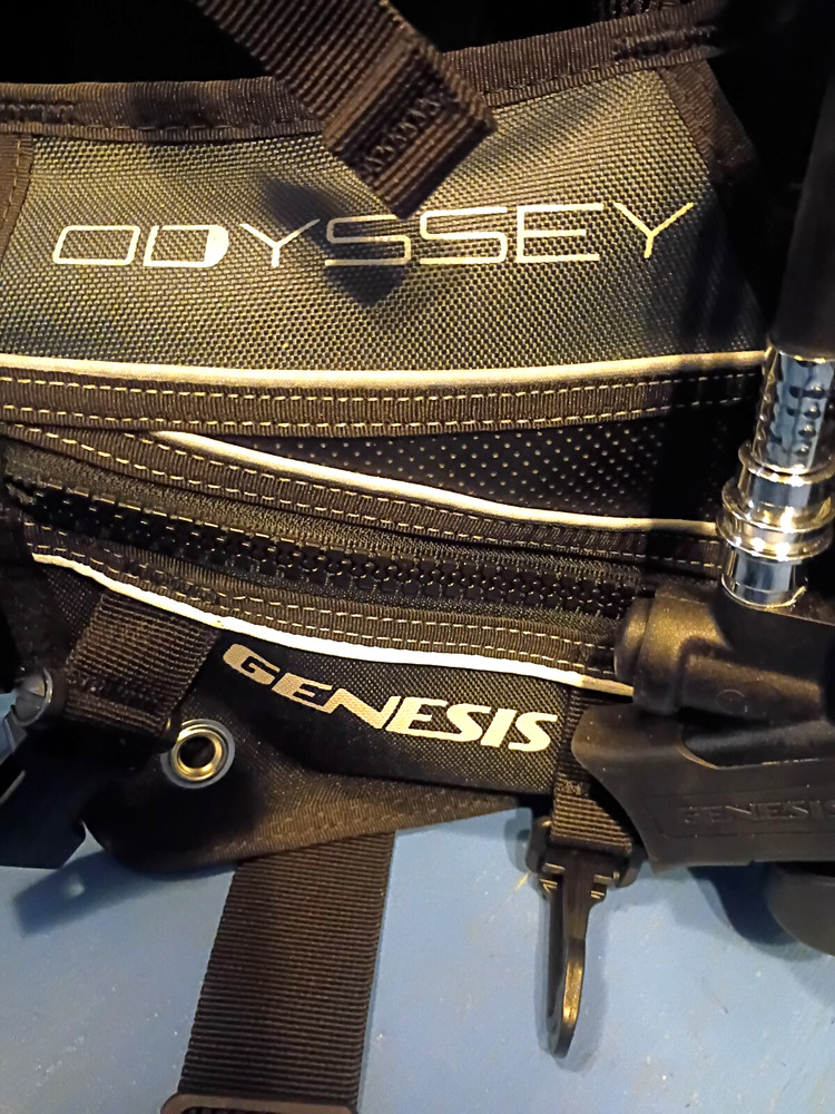 Genesis Oddysey BC Size LG ~NEW~
