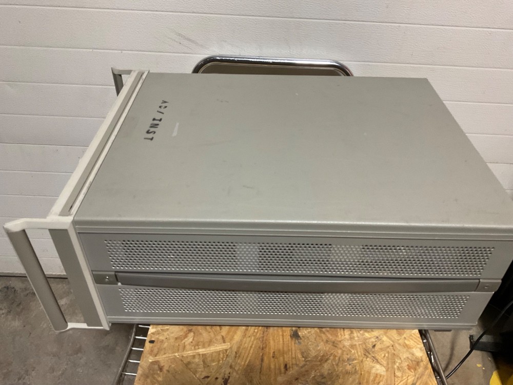 Agilent Hewlett Packard HP 3563A Control System Analyzer