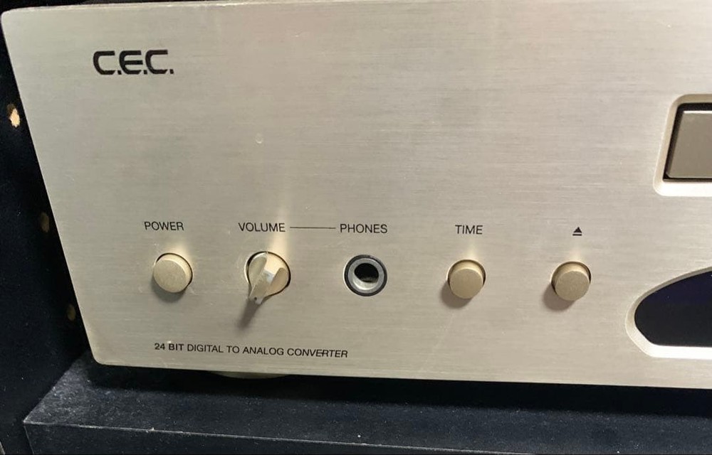 CEC CD3300 CD Player Burr Brown 24bit LEF Class-A XLR w/Remote FullyFunction