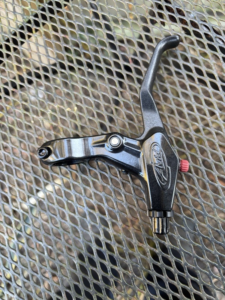 avid brake lever