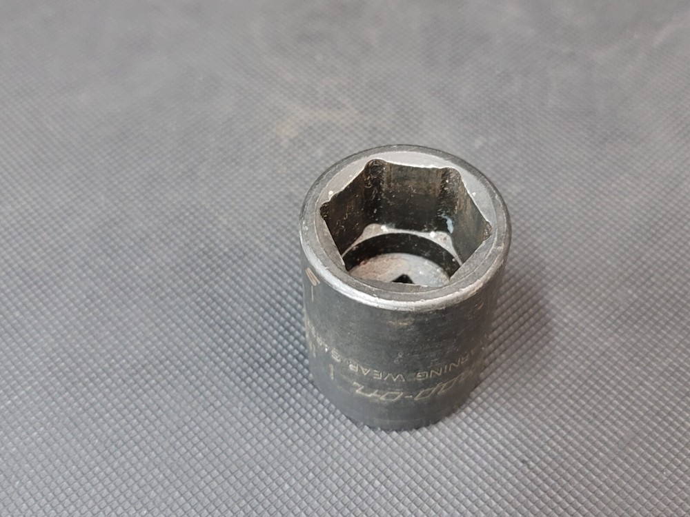Snap on IML320 SAE 1" 6 point 1/2"D Impact Socket