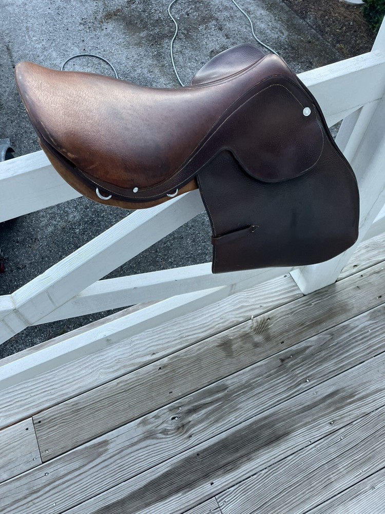 HERMES PARIS HORSE SADDLE 17”