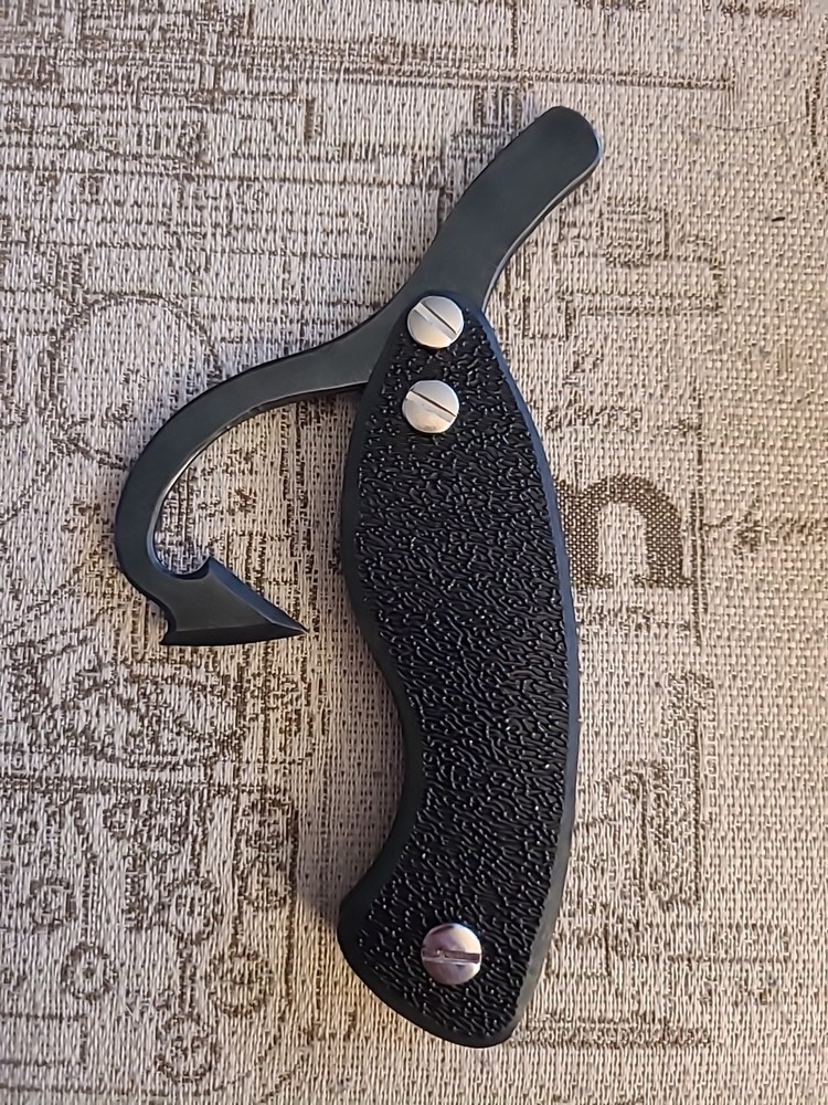 RcaneArtisan Handmade Friction Hook Folder
