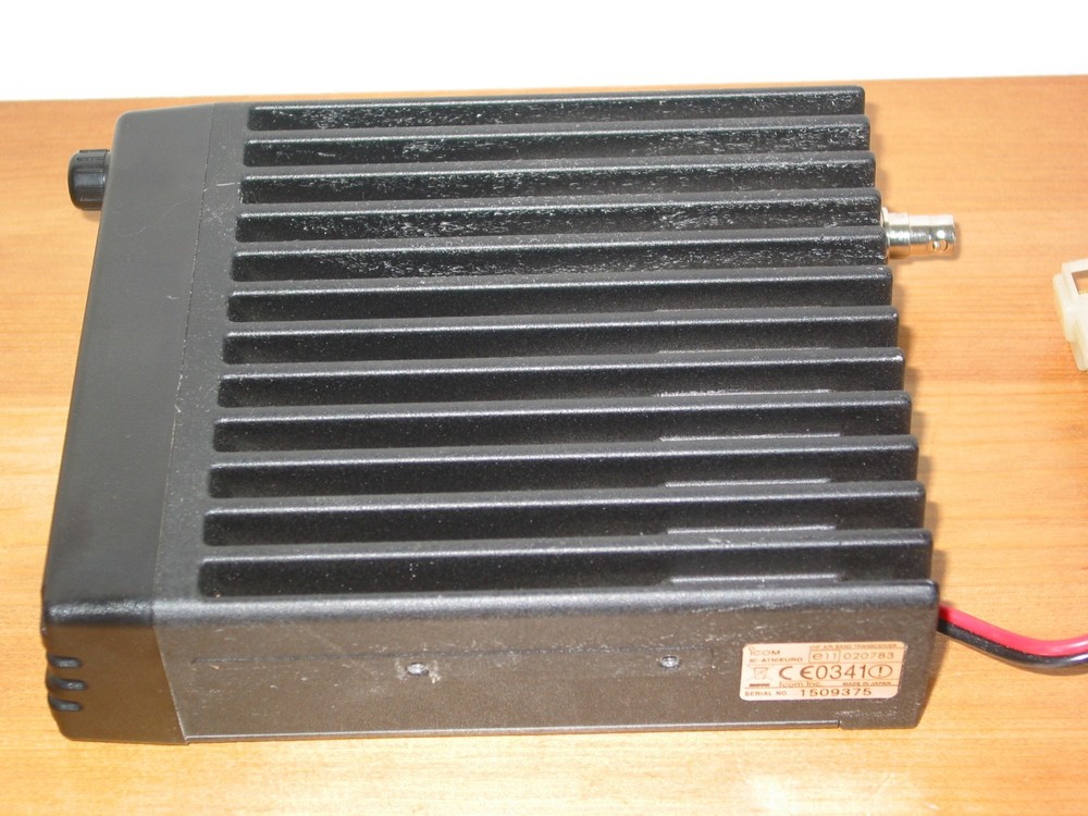 ICOM IC A-110 VHF COM RADIO !!! NICE A 110 AIRBAND TRANSCEIVER !!!