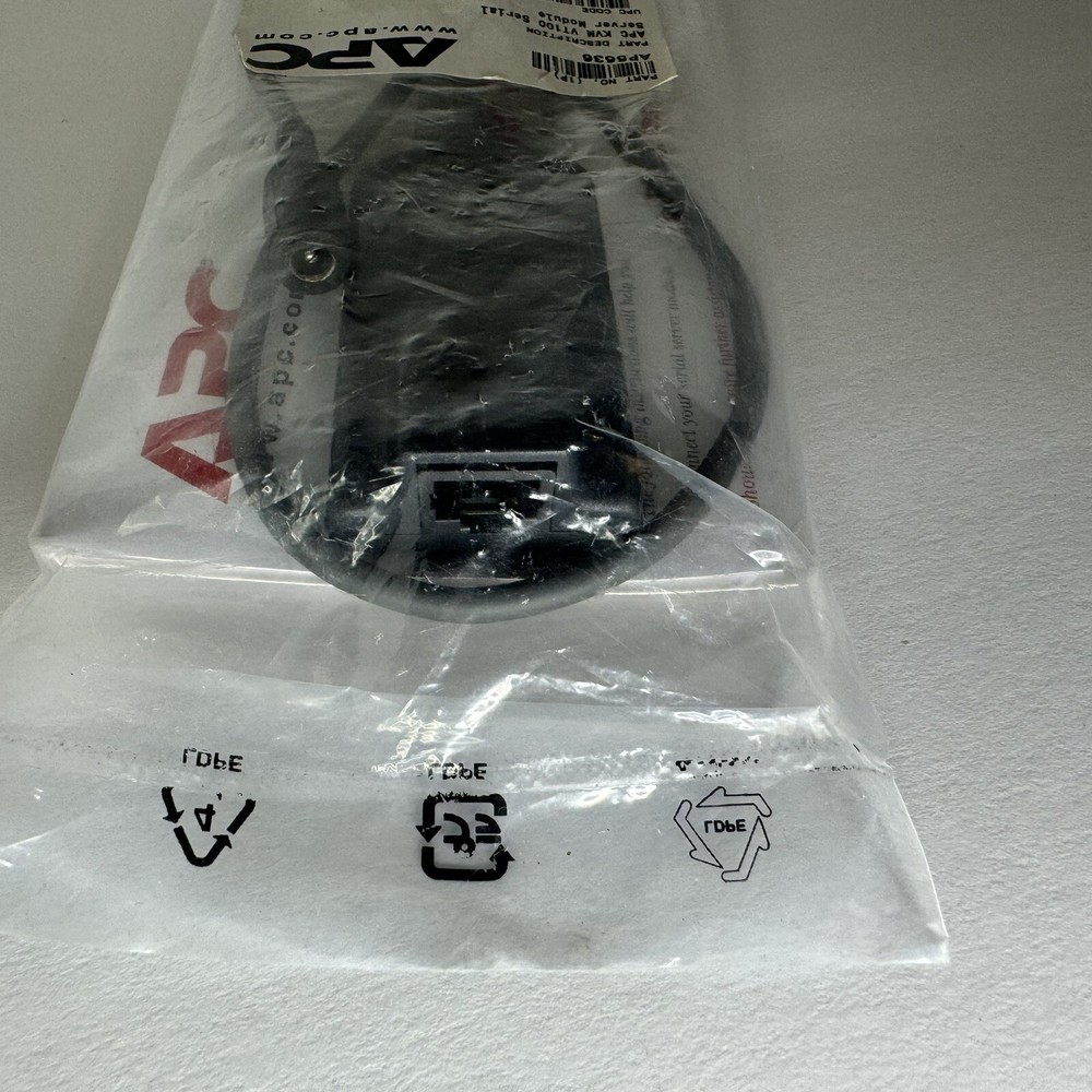 APC AP5636 KVM VT100 Serial Server Module