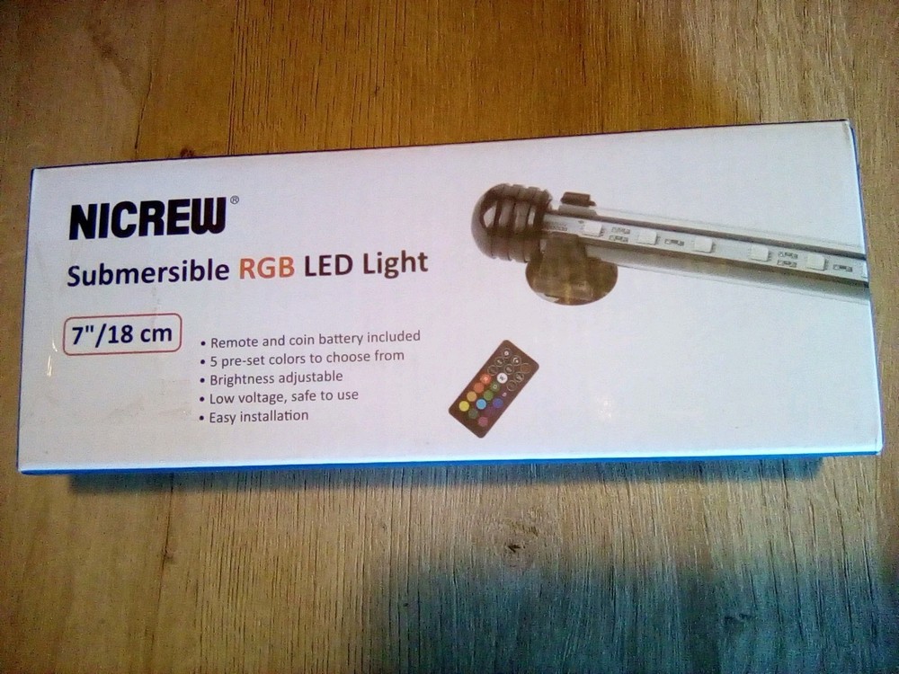 Nicrew Submersible LED Light
