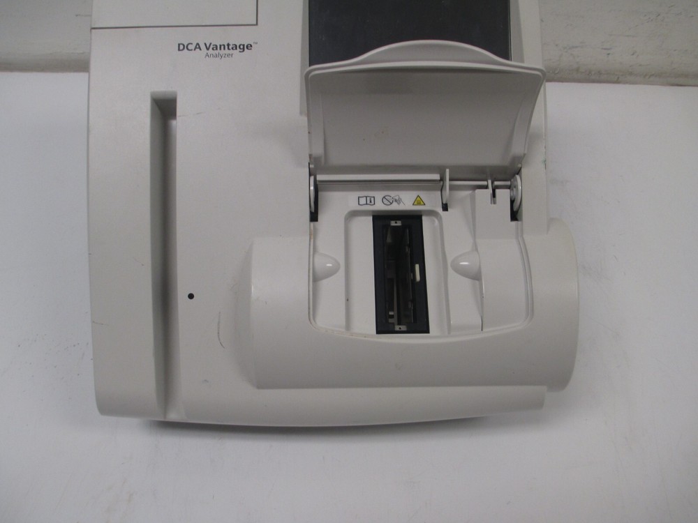 Siemens DCA Vantage Analyzer (For Parts, Missing Printer)