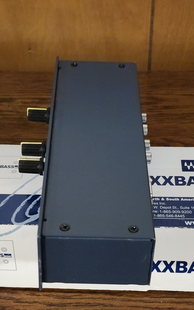 Rare Waves Maxxbass 102 Hardware Low Frequency Stereo Processor Tested EUC W/box