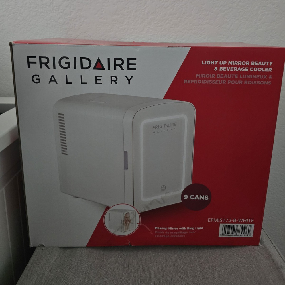 Frigidaire Gallery Light Up Cooler