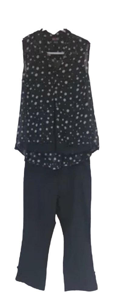 IKYME Three-piece outfit