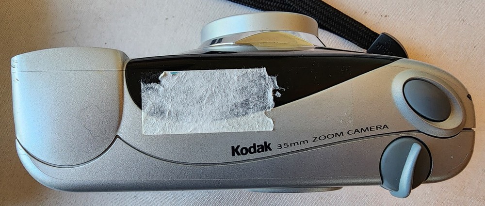 Kodak KE85 - Kodak Easy Load 35 With Bag - Untested