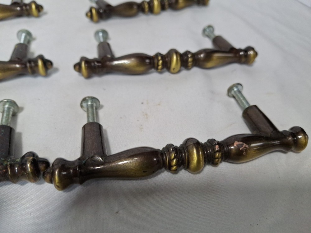 7 Vtg 1971 Amerock Brass Drawer Pull Handle, Carriage House Pattern