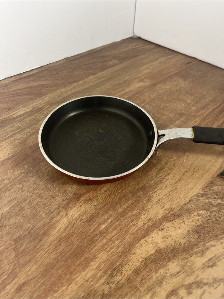 5.5” Small Red Pan