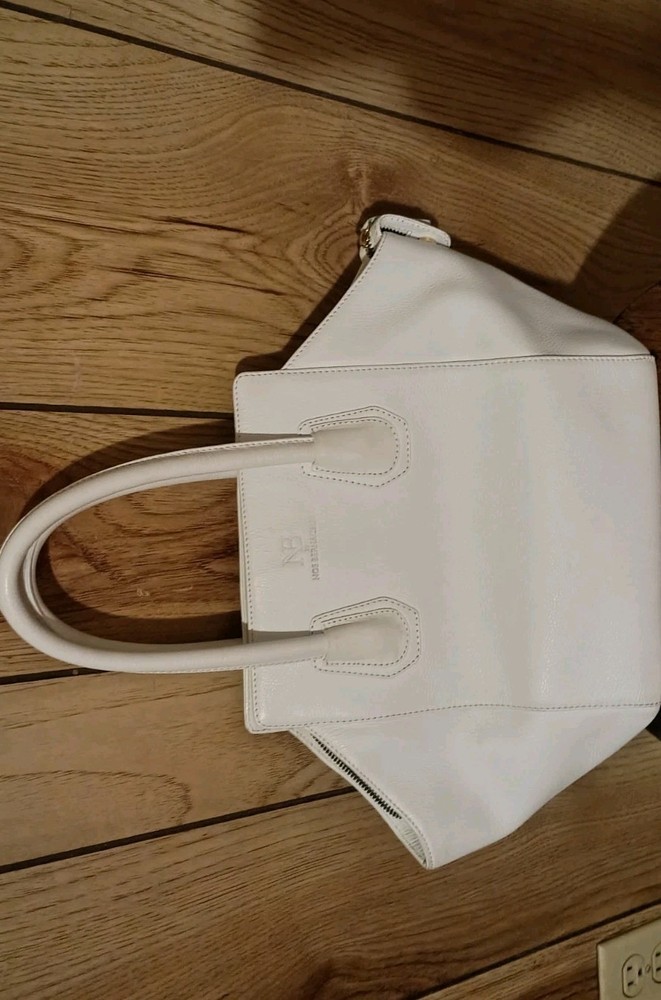 Purse By Noé Bernacelli