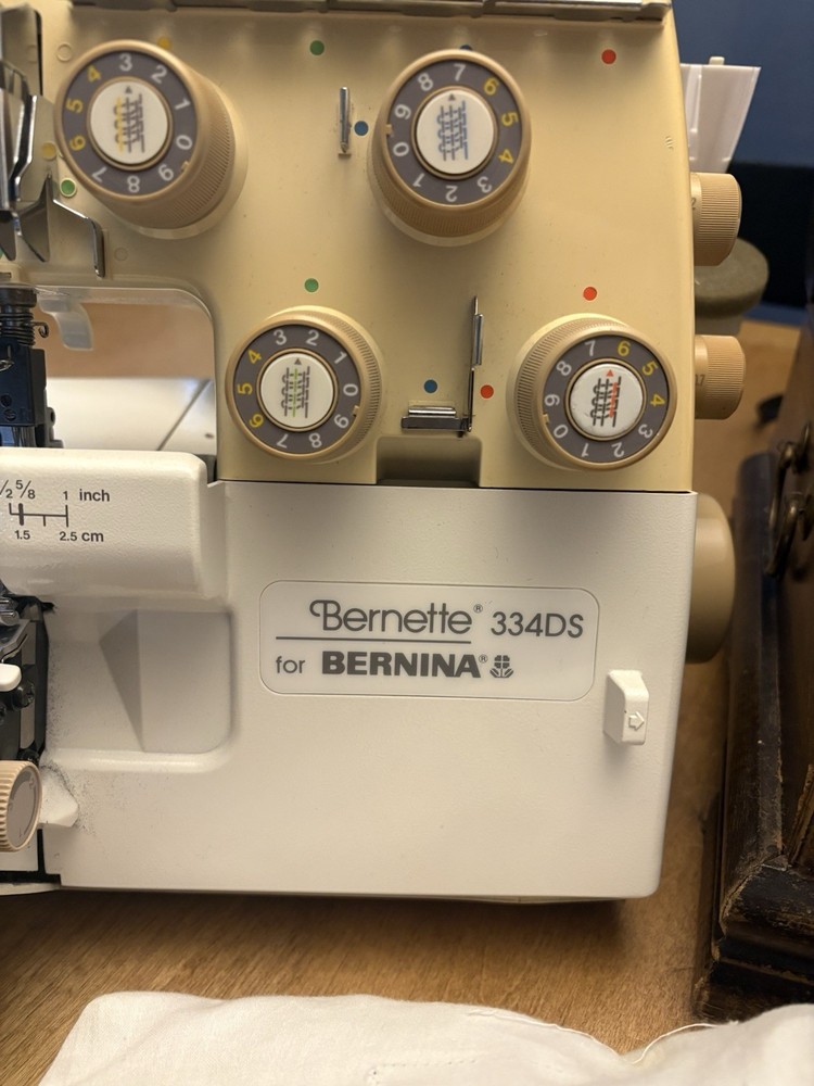 Bernina Bernette 334DS Serger