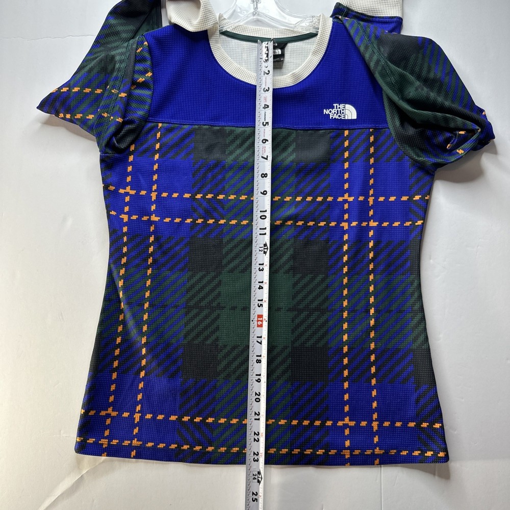 The North Face Women's Flash Dry Base Layer Plaid Waffle Top Size Medium