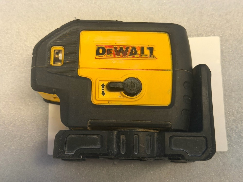 DEWALT DW085 Laser Level  Red 5 Beam Pointer [ only Tool ]