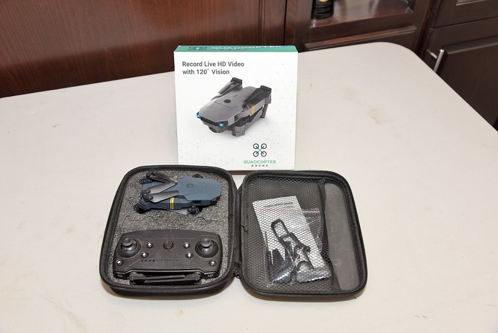 QuadCopter Drone Record Live HD video With 120 Degree Vision