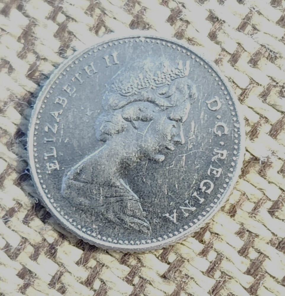1968 Canadian 10Cent Dime Coin