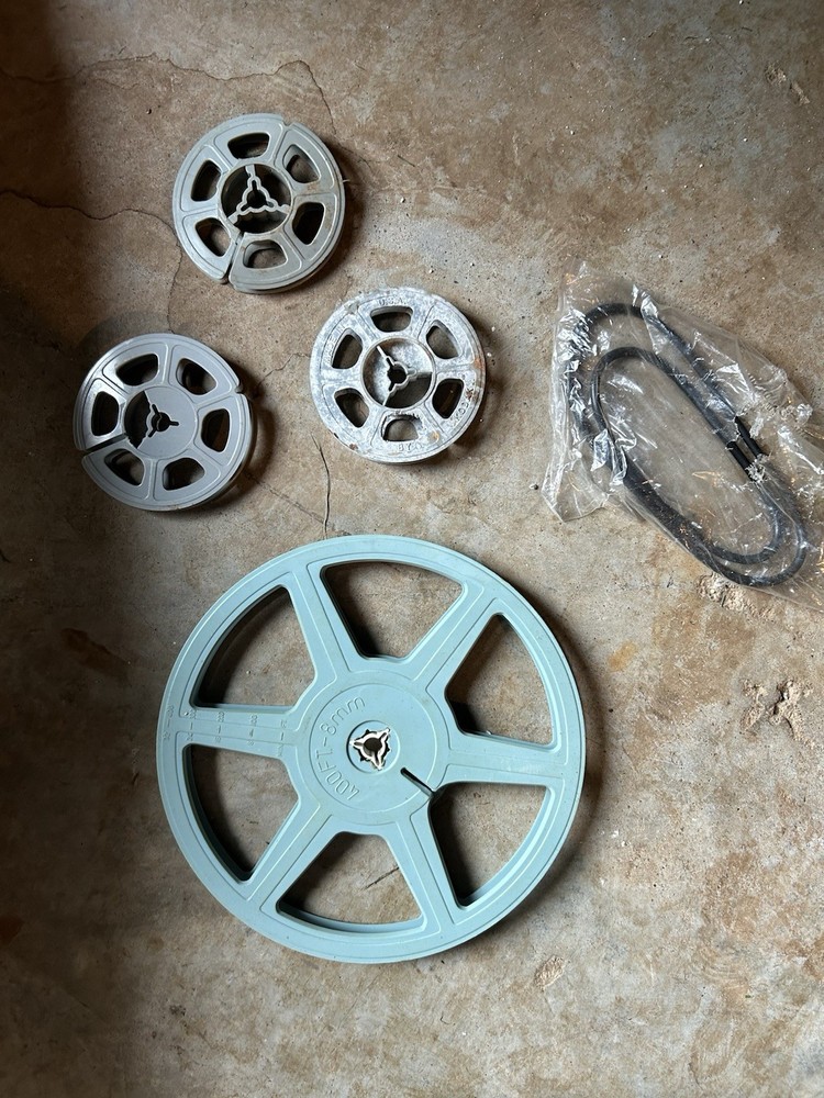 Vintage Sekonic 8 Model 30C Projector with Carrying Case