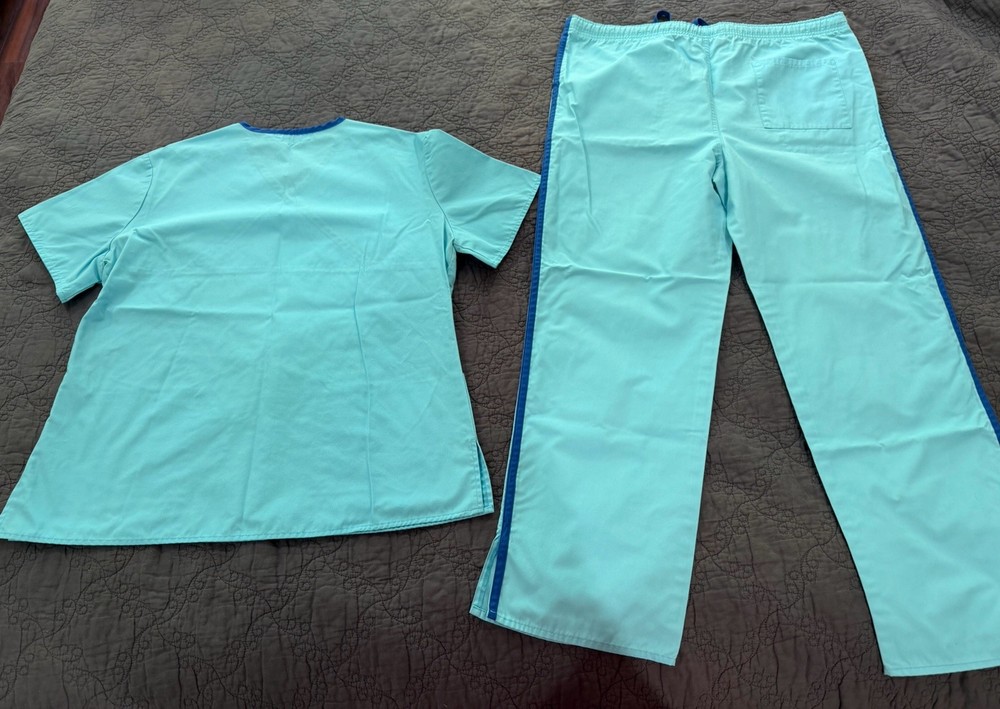 Factory Uniforms Light Blue Blue Unisex Medical Scrubs Set Solid Pattern Size S