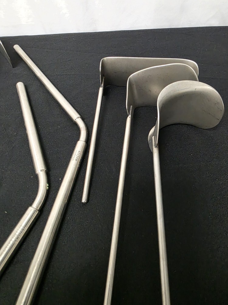 Thompson Surgical Retractor Set & Tray