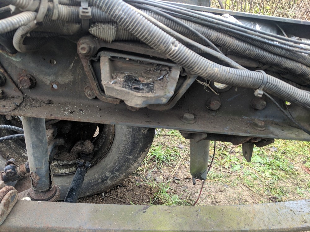 REAR ENGINE MOUNT - REMOVED FROM DAF LF