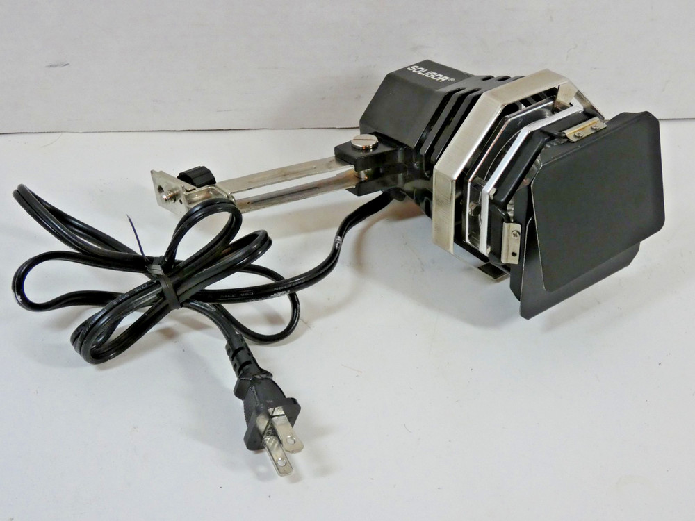 SOLIGOR AC-DC Video Quartz Light Universal Lamp Two Level Brightness Tested