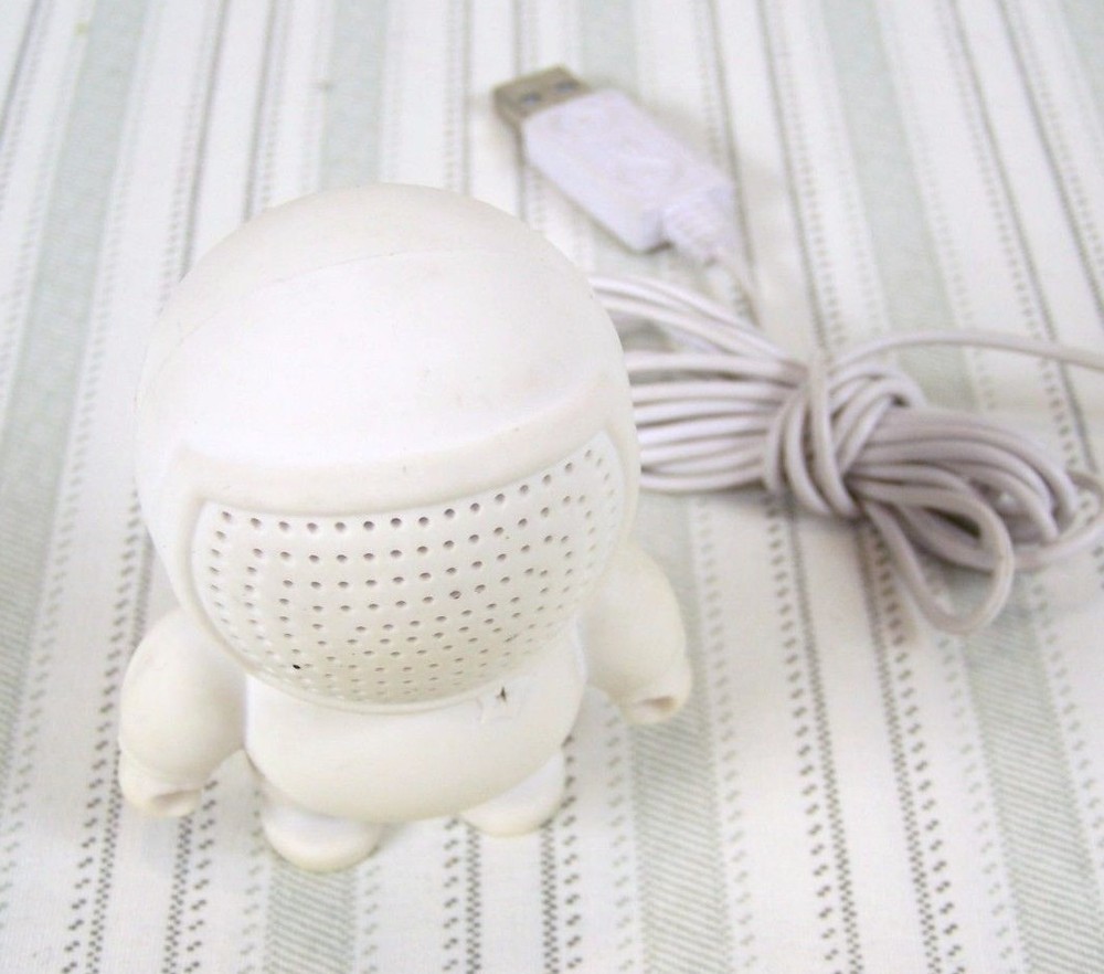Imixid Audio Bot White Speaker USB AUX Phone Ipod MP3