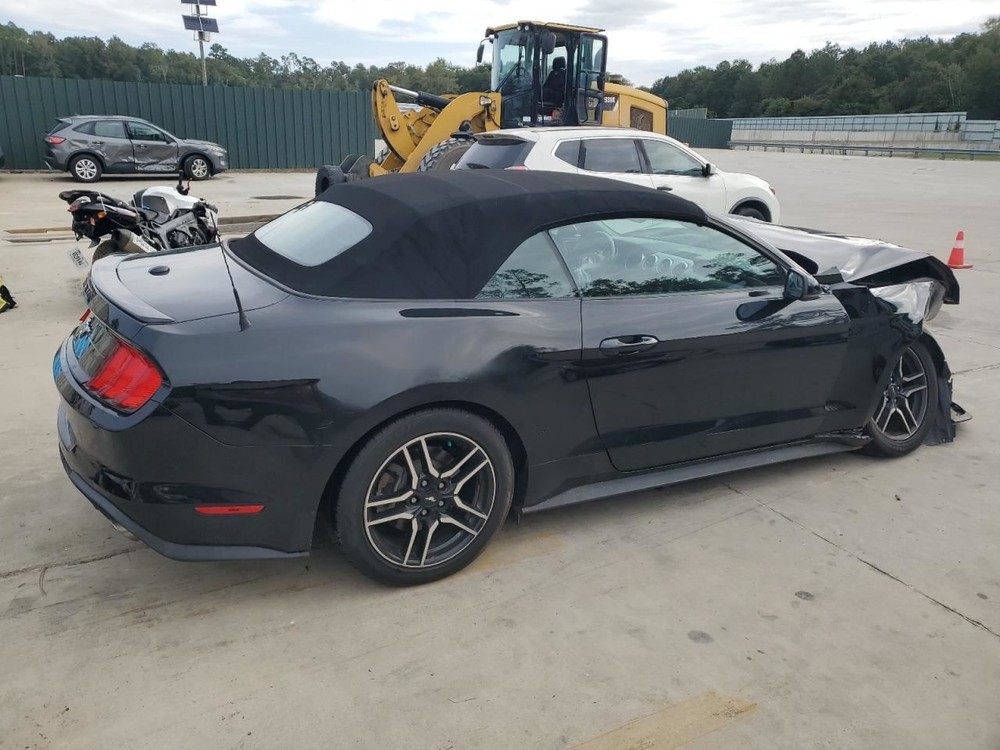 MUSTANG 2019 Glove Box 4926328
