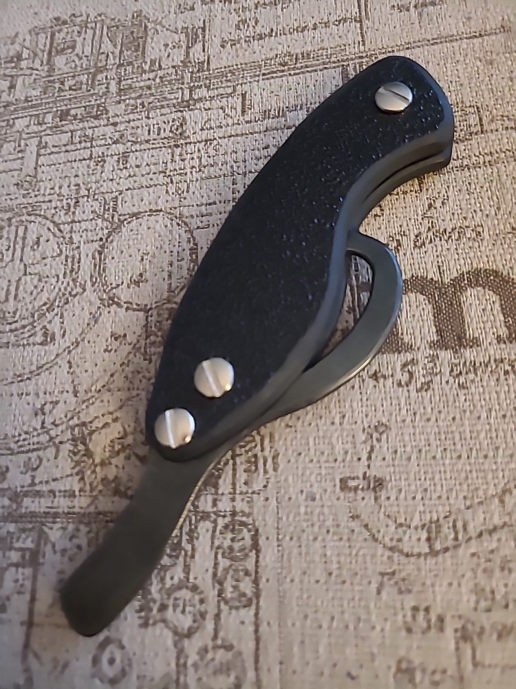 RcaneArtisan Handmade Friction Hook Folder