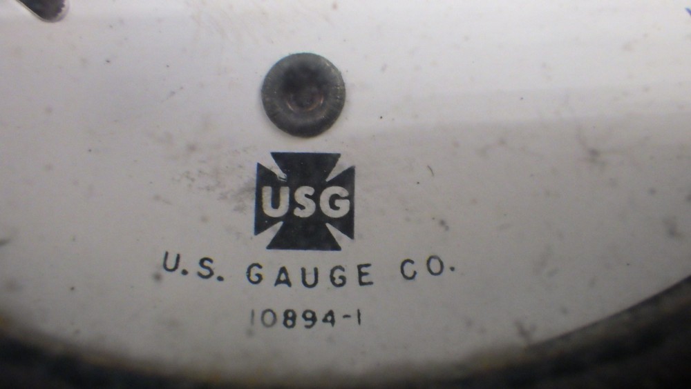 Vintage US Gauge Auto Engine Compression Tester 0-300psi