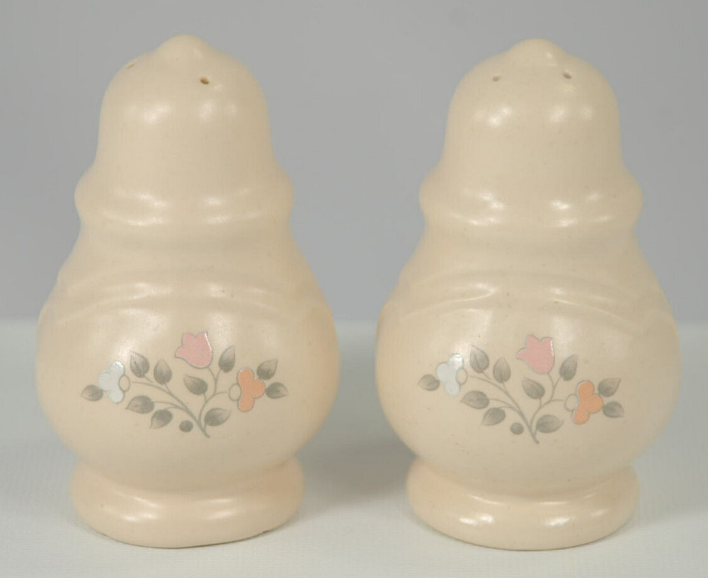 Pfaltzgraff Remembrance Salt & Pepper Shaker Set