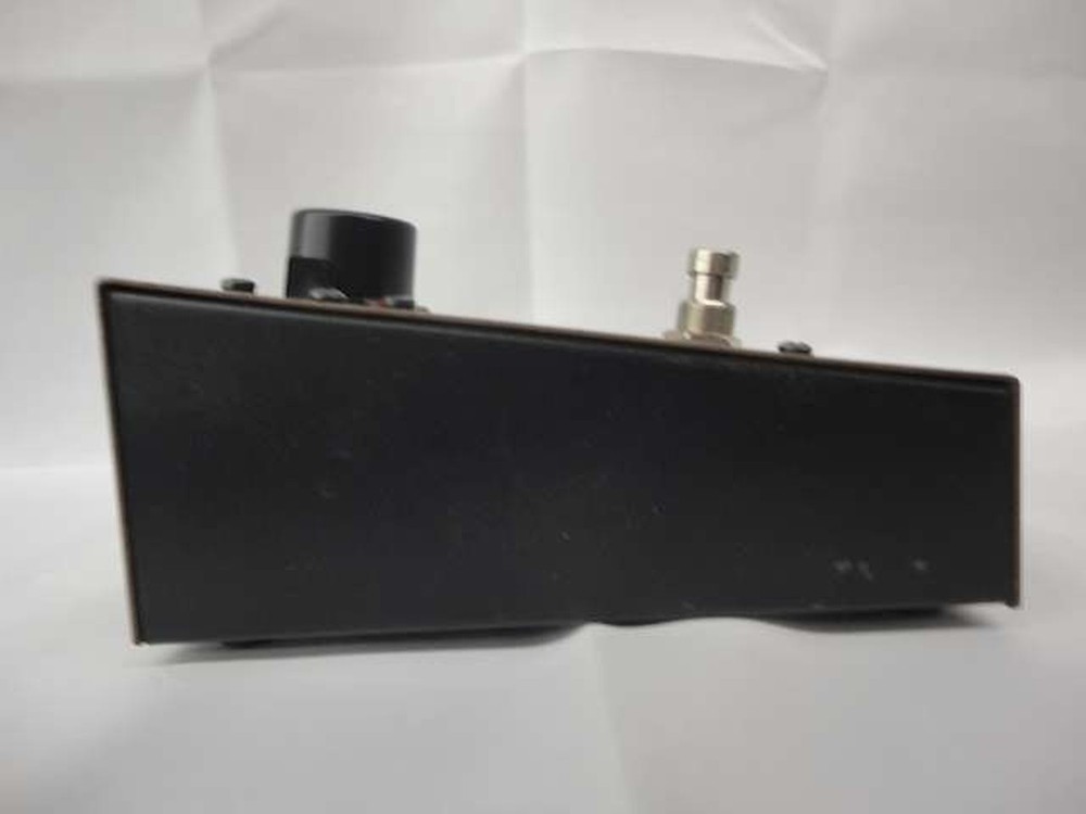 ELECTRO HARMONIX SMALL chorus