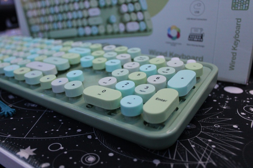 Atelus wired keyboard for computer - brand new, never used!