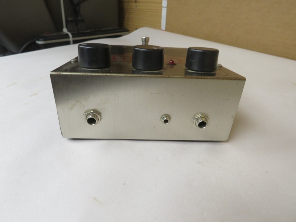 Electro-Harmonix Big Muff Pi Guitar Pedal