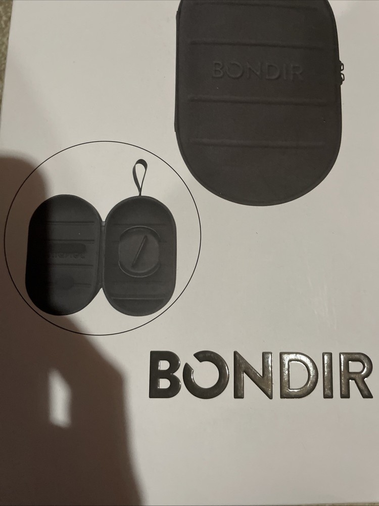 Bondir Carrying Case for Meta Quest 2 and Meta Quest 3 Softshell Shock Absorbent
