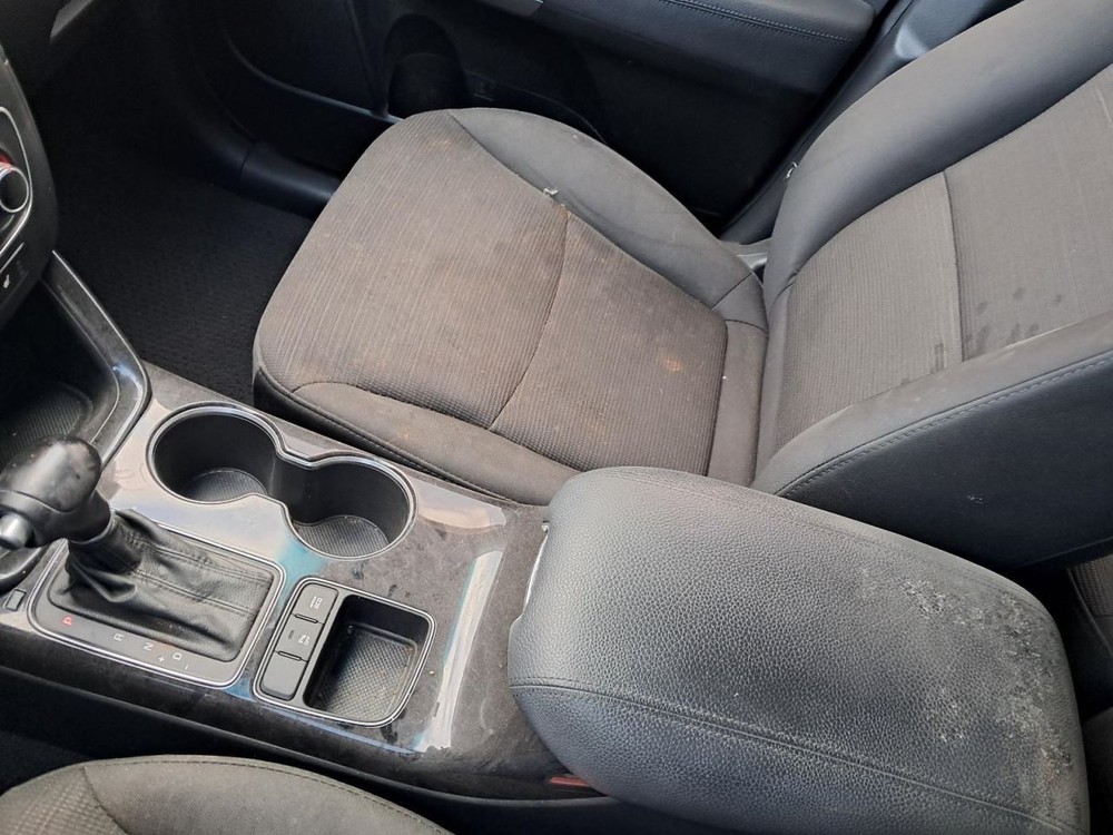 SORENTO 2014 Glove Box 4858563