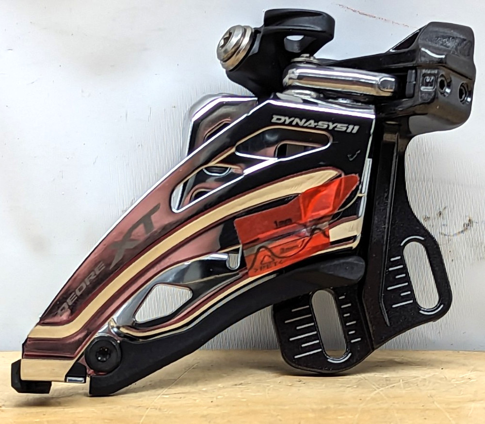 Shimano Deore XT FD-M8020-E 2x11 E-Type, Side-Swing, Front-Pull Front Derailleur