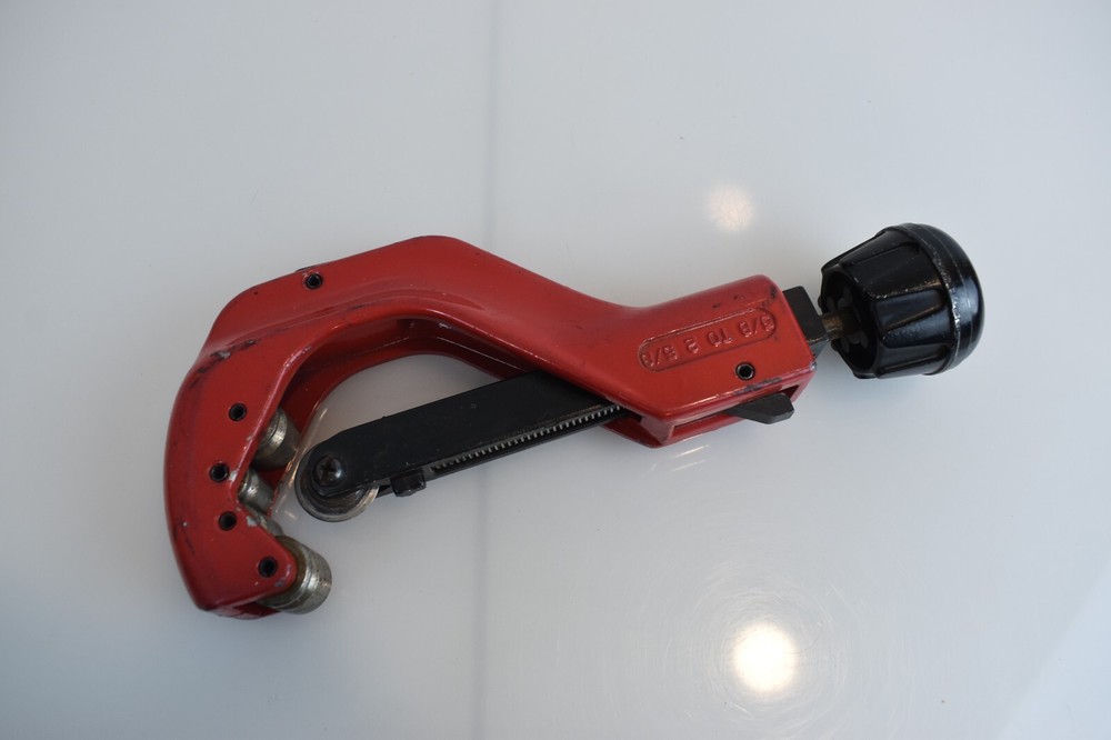 Craftsman Tools 51253 Professional Combination Tubing And Pipe Cutter Tool