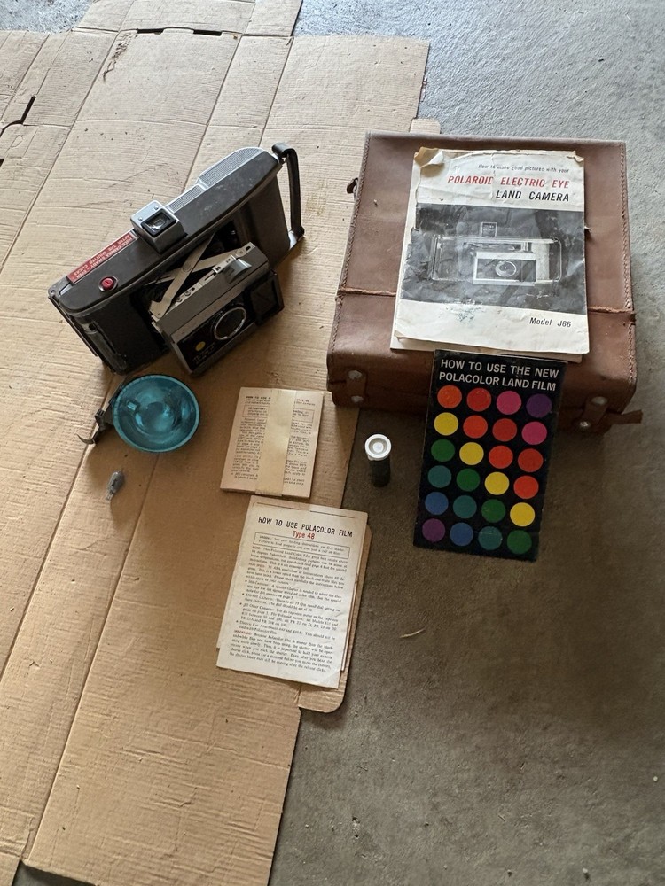 Polaroid Electric Land Camera Model J66! Also Includes Case, Flash And Manual