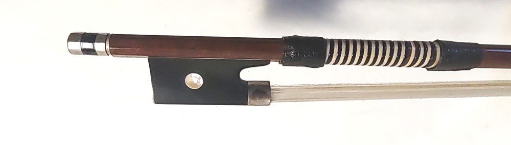 Robert M. Ernst Violin Bow, Round Pernambuco, Handmade, Germany