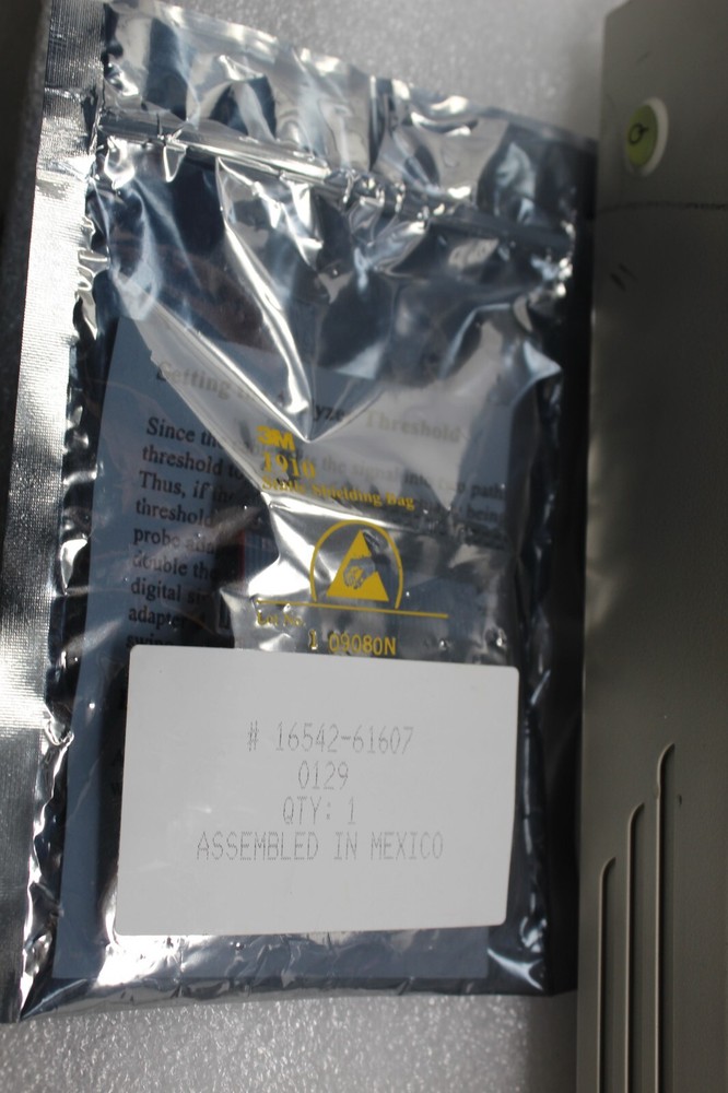 Logic Analyzer, Agilent 1693A With bag