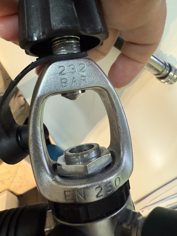 Cressi Diving Regulator Set