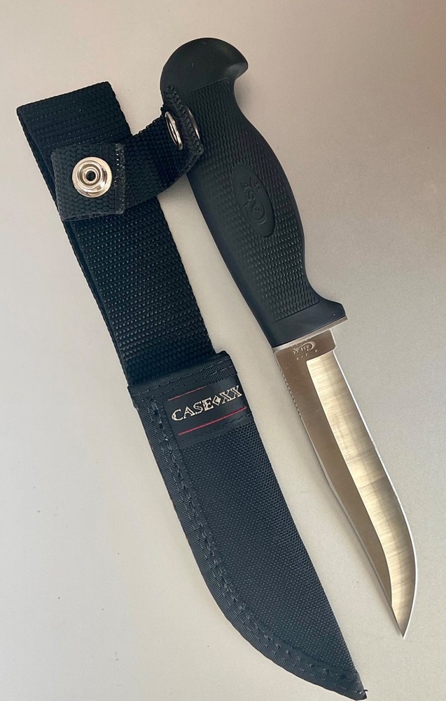 Case Knife Fixed Blade Lightweight Hunter with Sheath 00592
