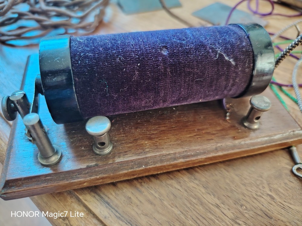 Victorian Antique Electric Shock Machine