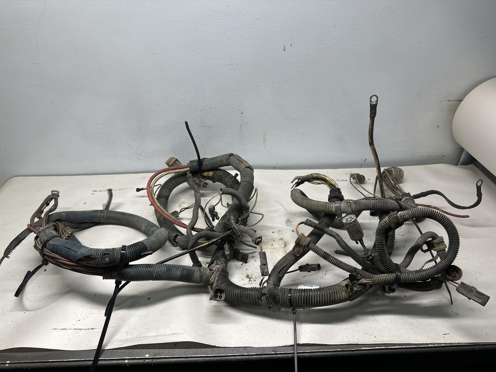 International 9400 Wiring Harness, Cab - Used