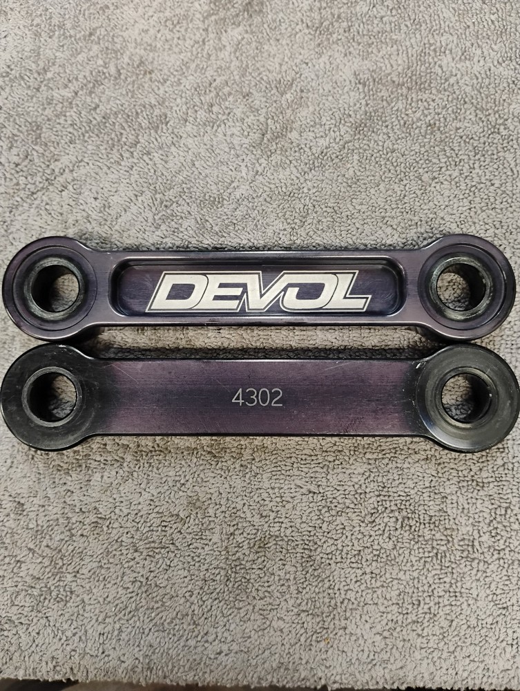 Devol 0115-4302 Drz400s 1.75" lowering link.